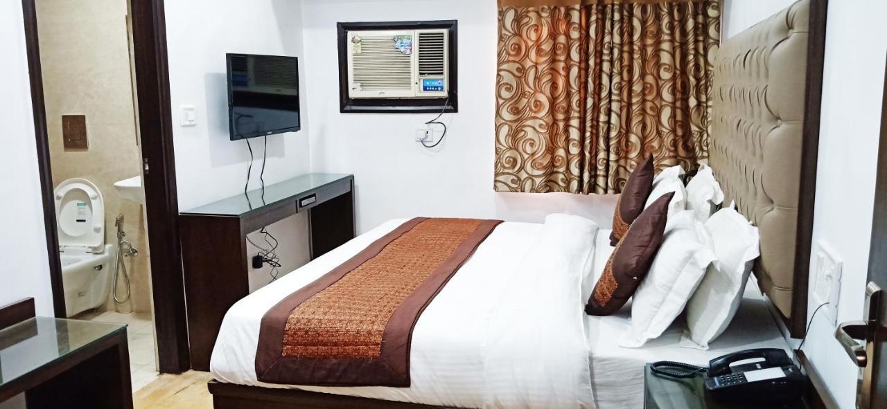 Hotel Kabeer New Delhi @ New Delhi Railway Station Esterno foto