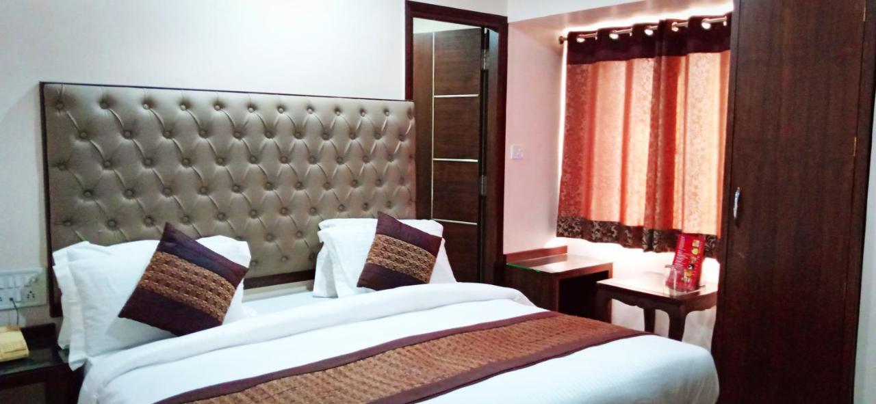 Hotel Kabeer New Delhi @ New Delhi Railway Station Esterno foto