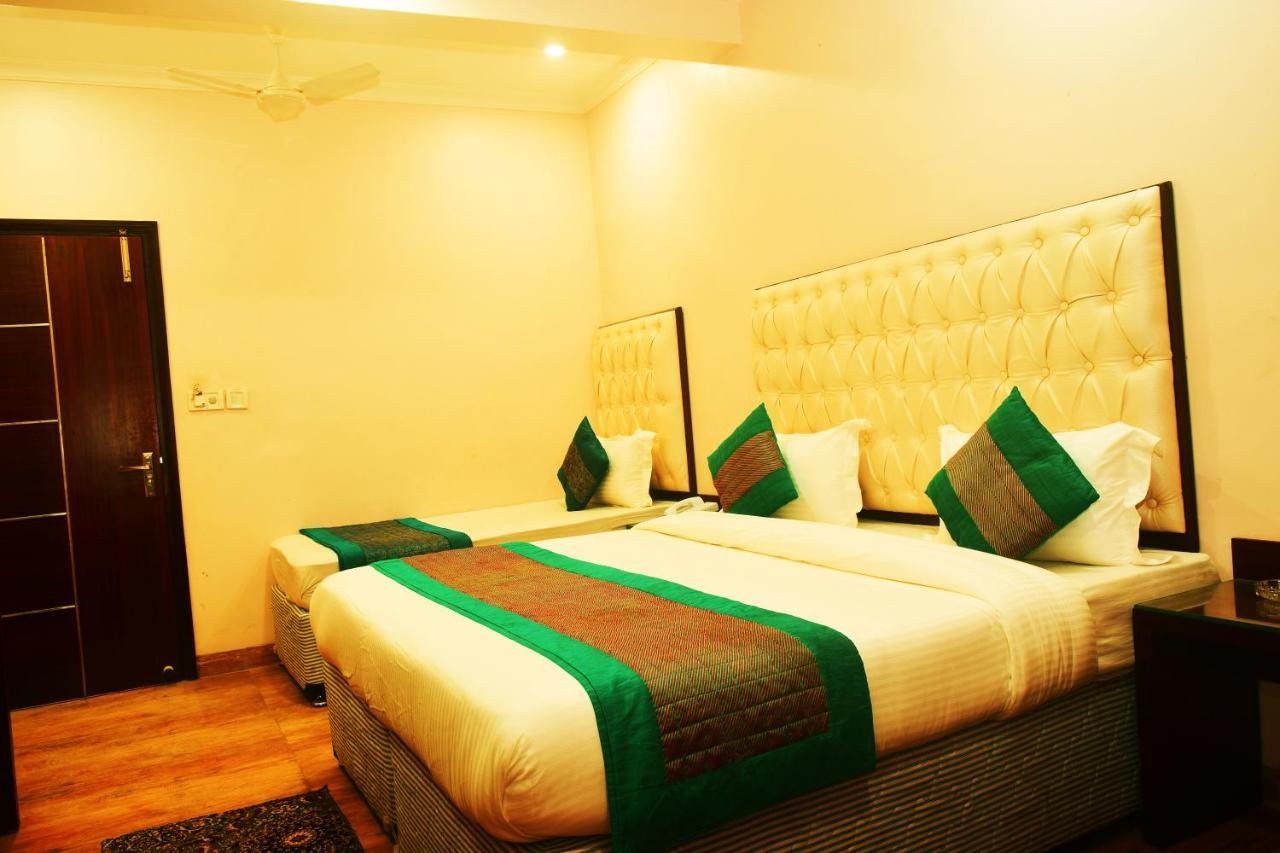 Hotel Kabeer New Delhi @ New Delhi Railway Station Esterno foto