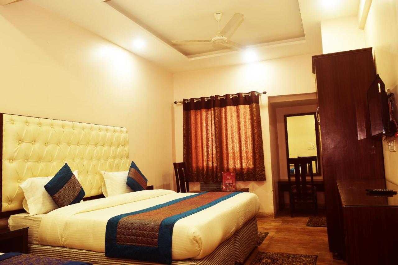 Hotel Kabeer New Delhi @ New Delhi Railway Station Esterno foto