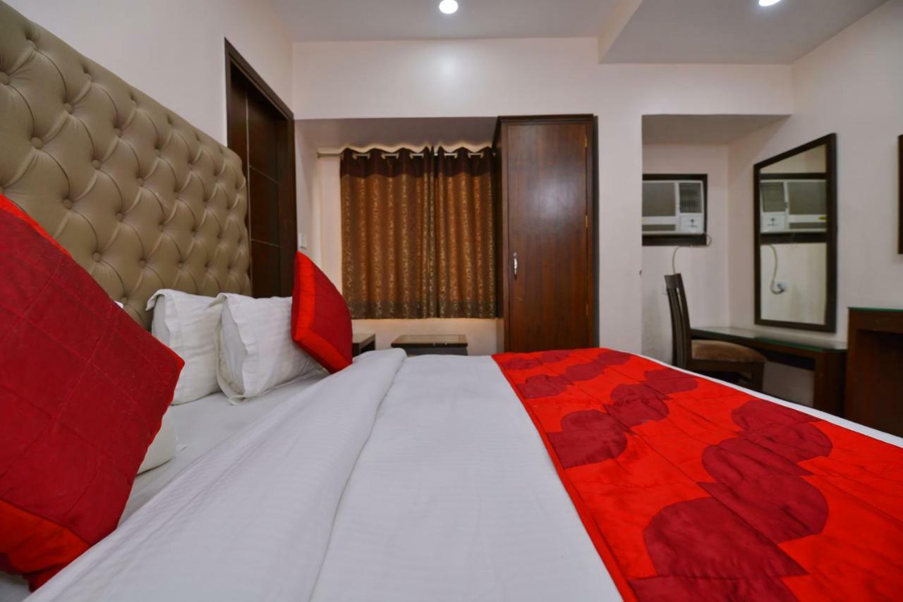 Hotel Kabeer New Delhi @ New Delhi Railway Station Esterno foto