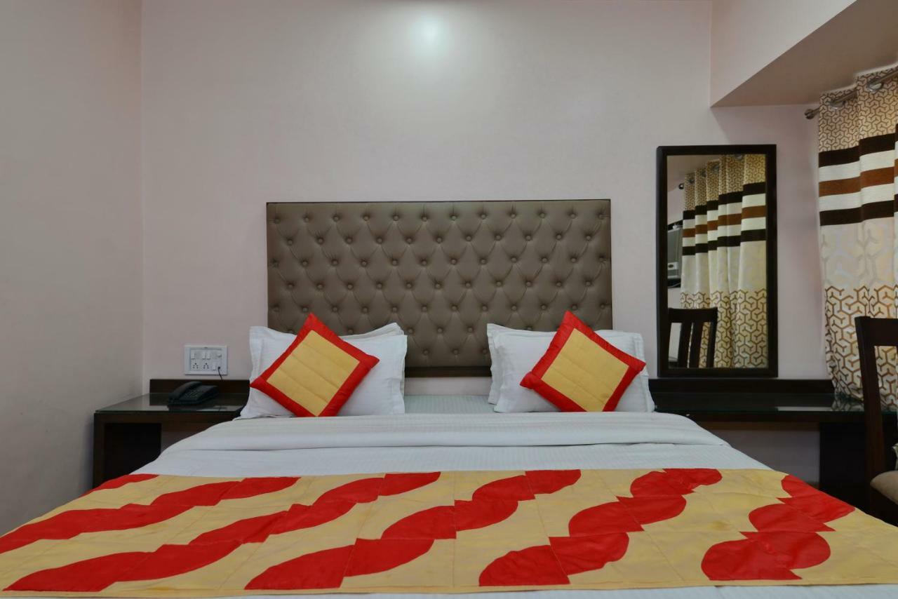 Hotel Kabeer New Delhi @ New Delhi Railway Station Esterno foto