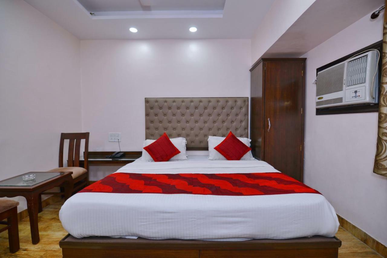 Hotel Kabeer New Delhi @ New Delhi Railway Station Esterno foto
