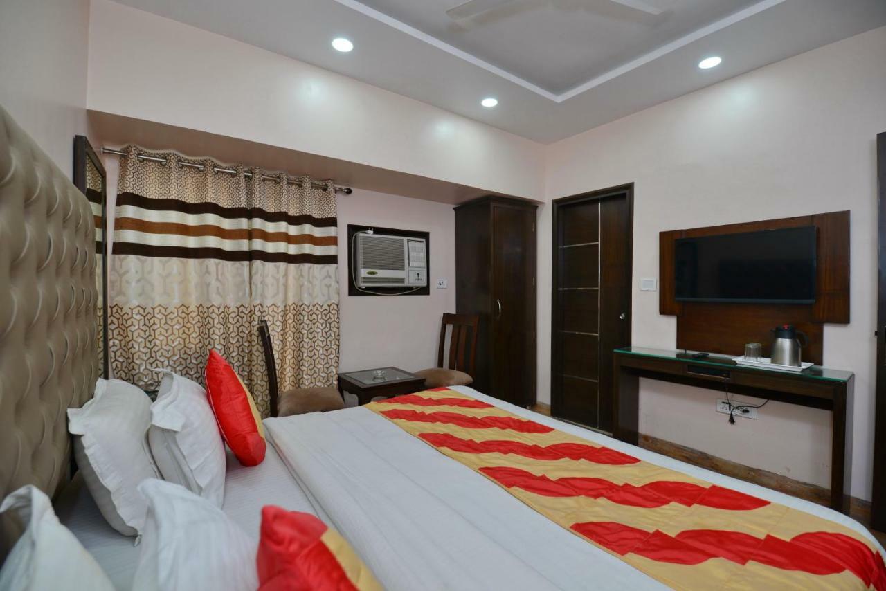 Hotel Kabeer New Delhi @ New Delhi Railway Station Esterno foto