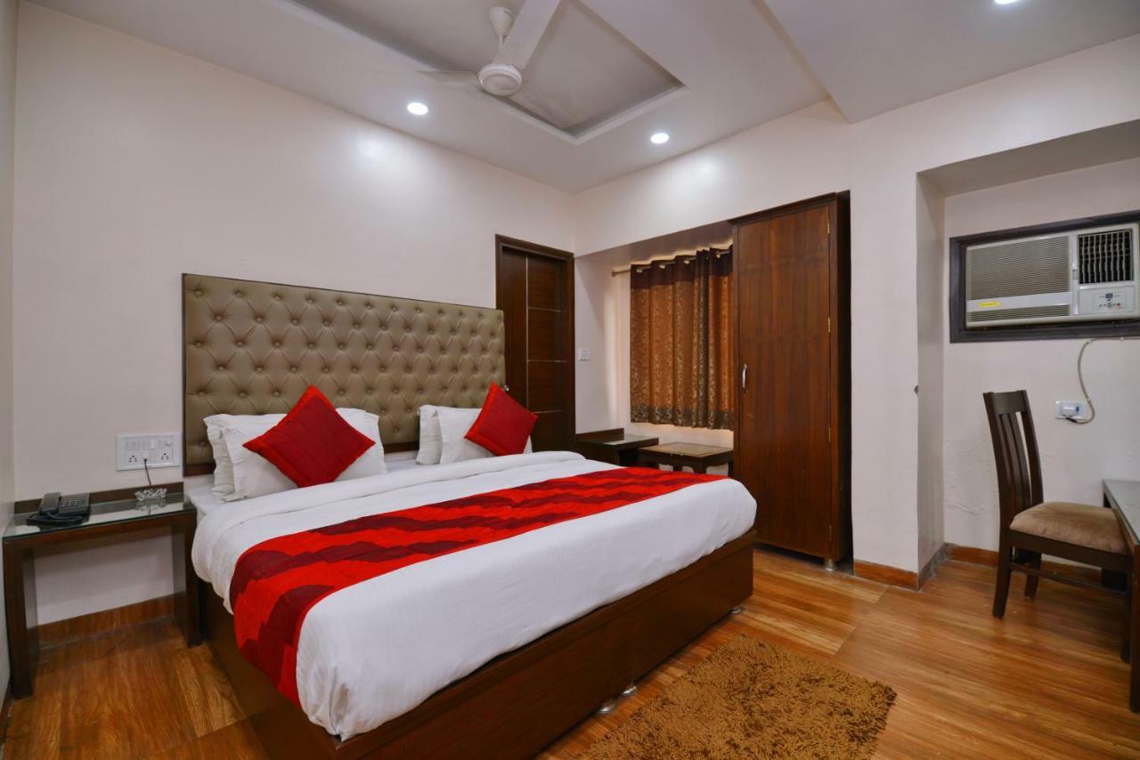Hotel Kabeer New Delhi @ New Delhi Railway Station Esterno foto