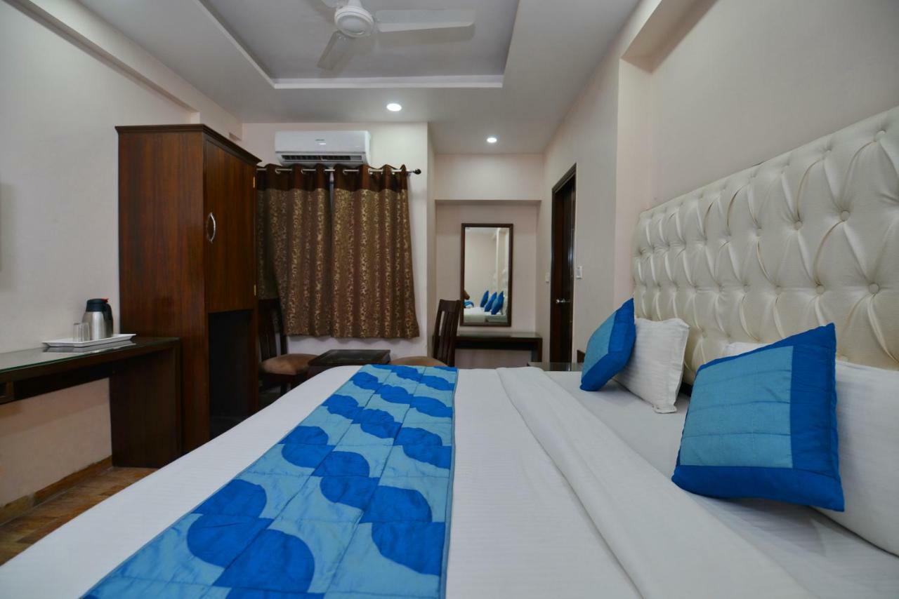 Hotel Kabeer New Delhi @ New Delhi Railway Station Esterno foto